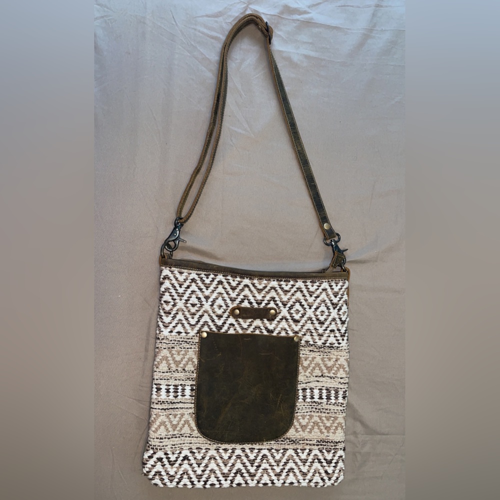 Myra Bag